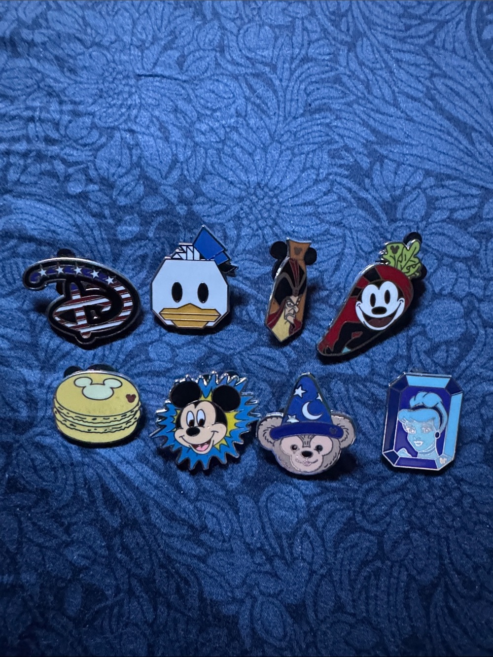 Disney Trading Pins - Lot of 8
